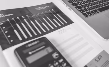 Documente financiare și un calculator
